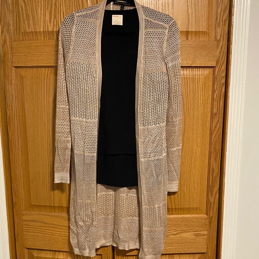 White House Black Market Beige Open-Front Sweater